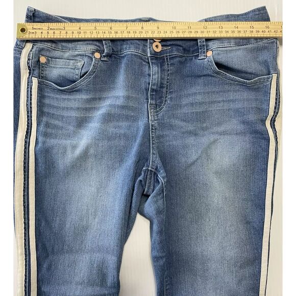 Torrid First Fit Jegging Jeans Women's Size 14S (33x25) Short Mid Rise Striped - Picture 4 of 11